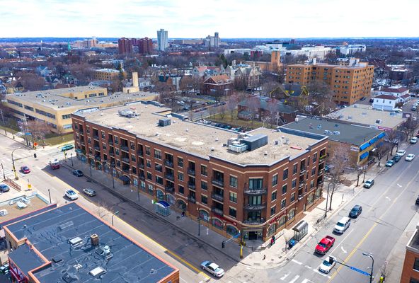 CVS Pharmacy : 2001 Nicollet Ave, Minneapolis, MN 55404